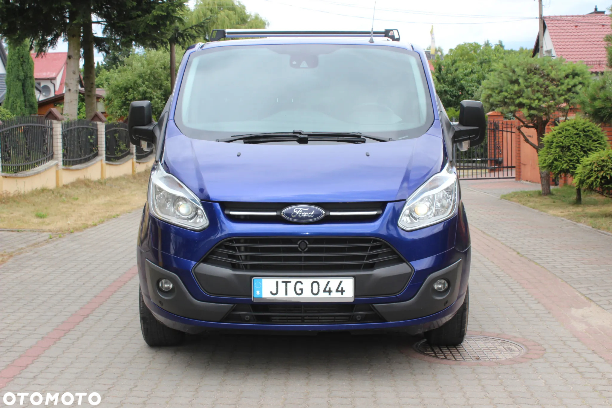 Ford TRANSIT CUSTOM L2H1 - 35