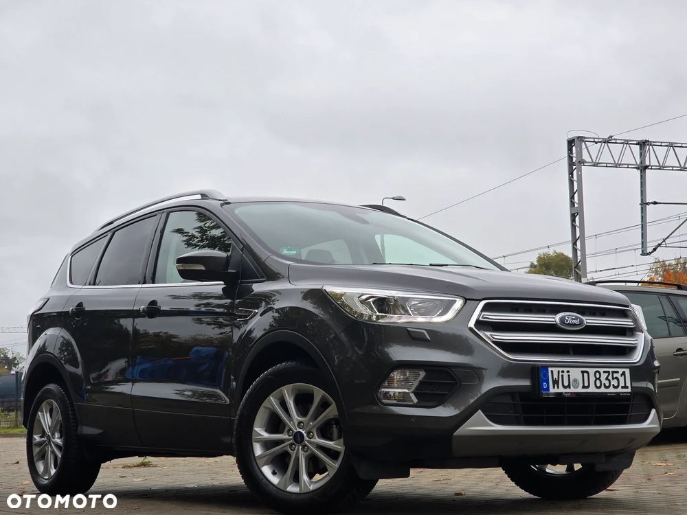 Ford Kuga 1.5 EcoBoost 2x4 Titanium - 32