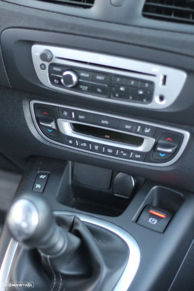 Renault Scénic 1.2 TCE Sport SS - 18