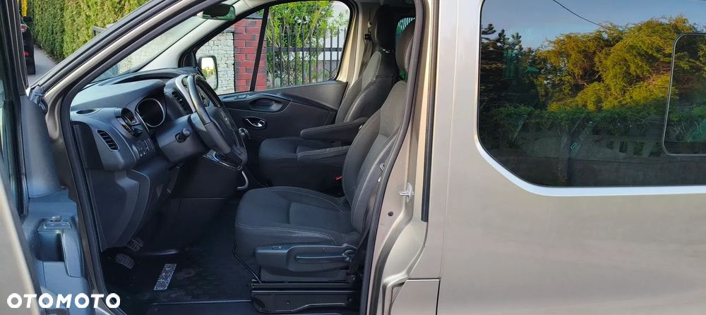 Opel Vivaro L2H1 2,9t Elegance Premium - 14