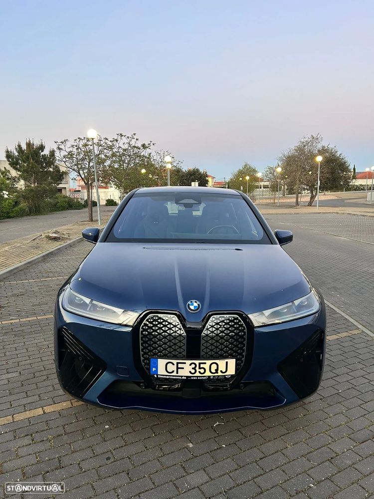 BMW iX xDrive 40 Pack Desportivo - 3