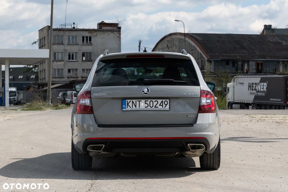 Skoda Octavia 2.0 TSI GPF RS 245 - 7