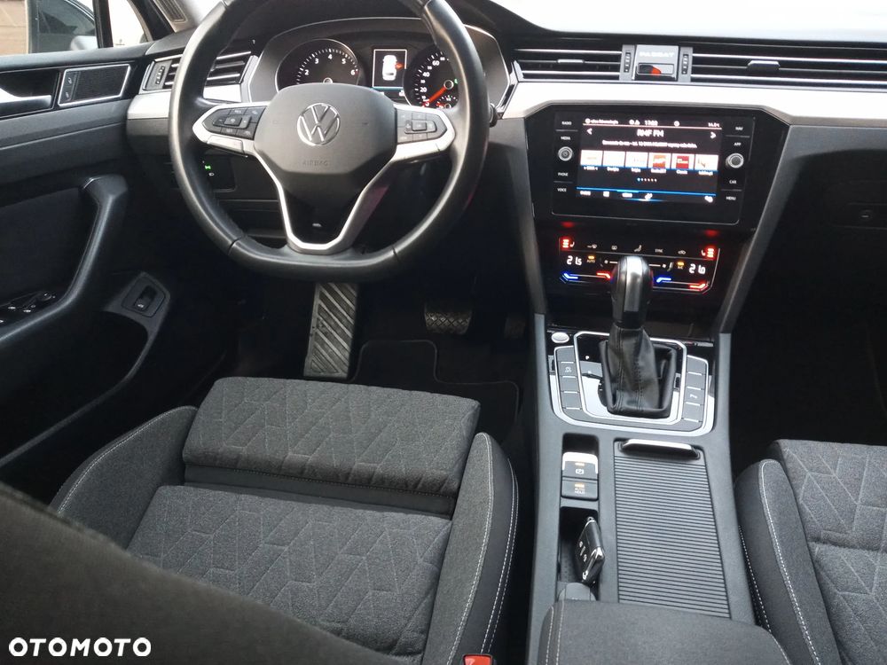 Volkswagen Passat 2.0 TSI Business DSG - 27
