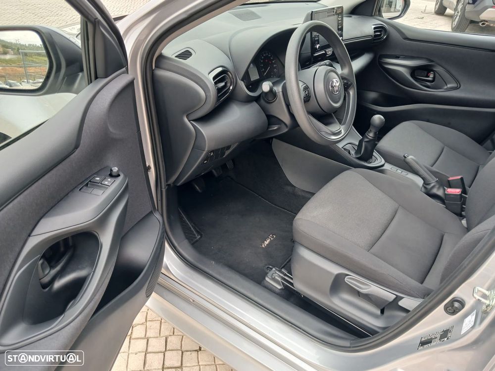 Toyota Yaris - 14