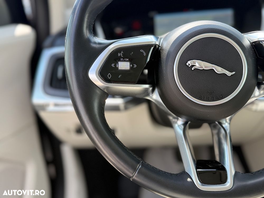 Jaguar I-Pace EV400 AWD SE - 6