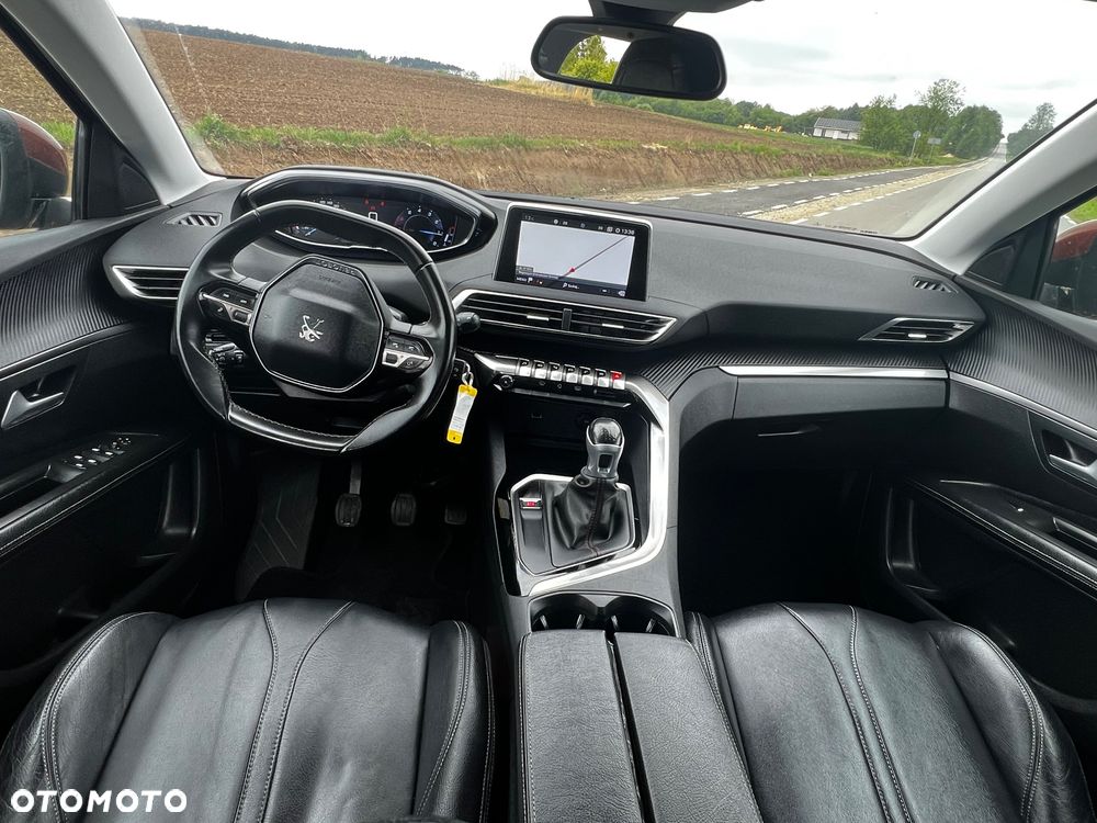 Peugeot 3008 PureTech 130 Stop & Start GPF Allure Business-Paket - 13
