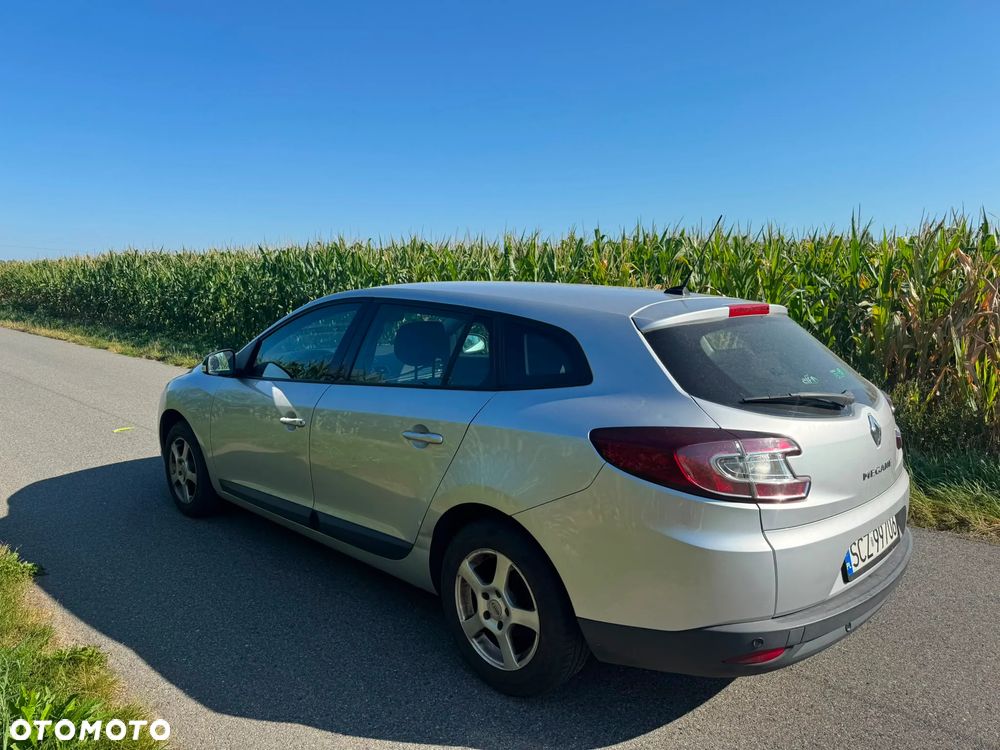 Renault Megane 1.5 dCi Authentique - 5