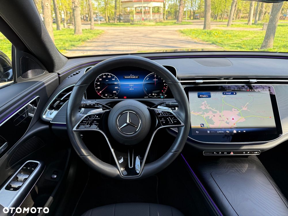 Mercedes-Benz Klasa E 300de 4Matic 9G-TRONIC Edition AVANTGARDE - 29