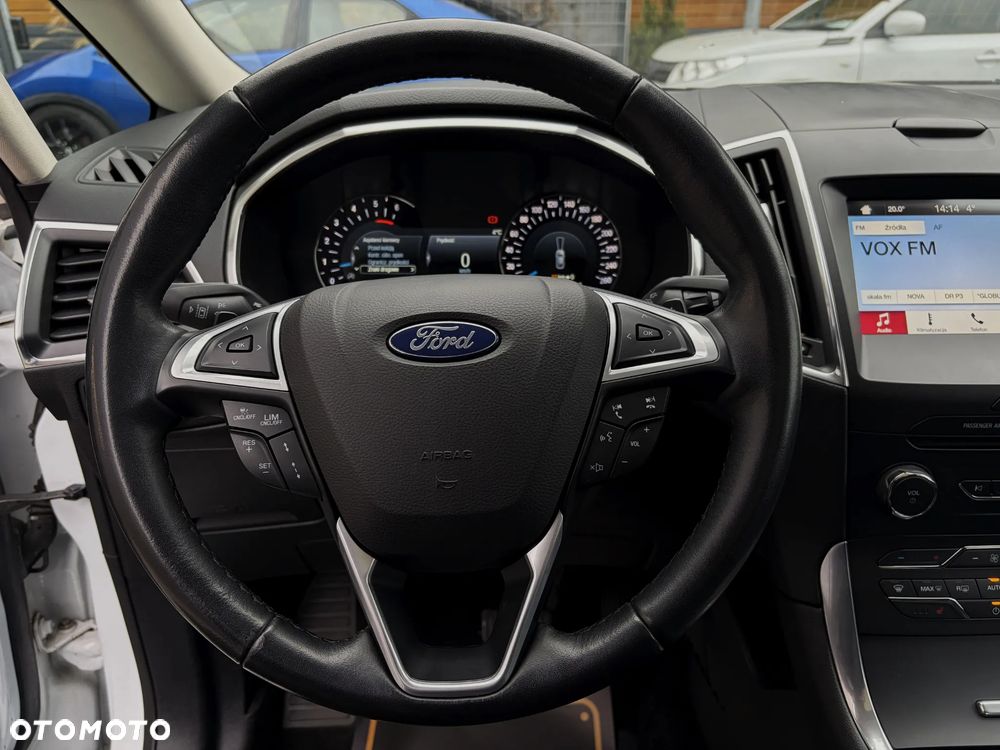 Ford S-Max - 23