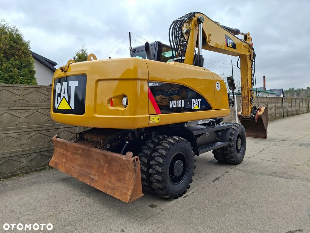 Caterpillar CAT M 318 D - 8