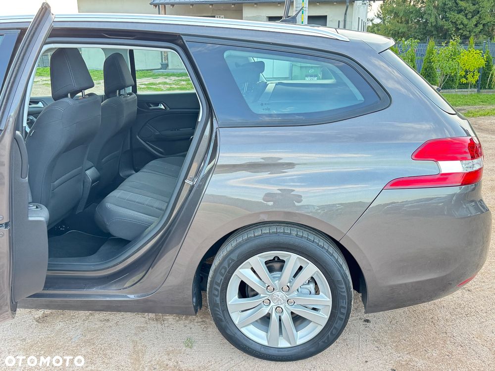 Peugeot 308 BlueHDi 150 Stop & Start Business-Line - 27