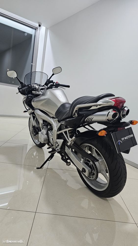 Yamaha Fazer - 3
