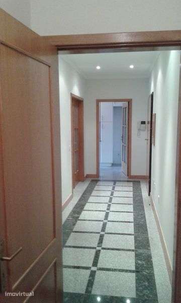 Apartamento T2 Maia Centro - Grande imagem: 5/12