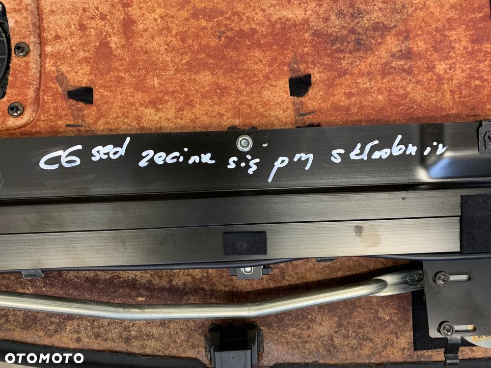 półka bagażnika z roletą roleta 4F5863411AP A6 C6 sedan - 7