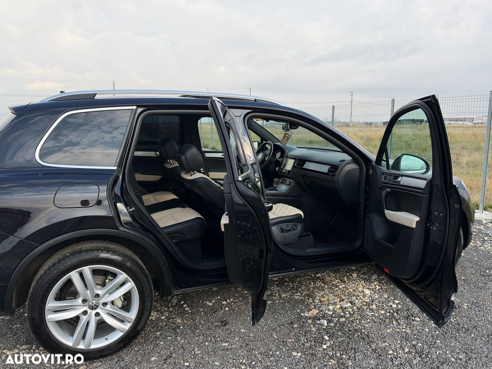Volkswagen Touareg - 17