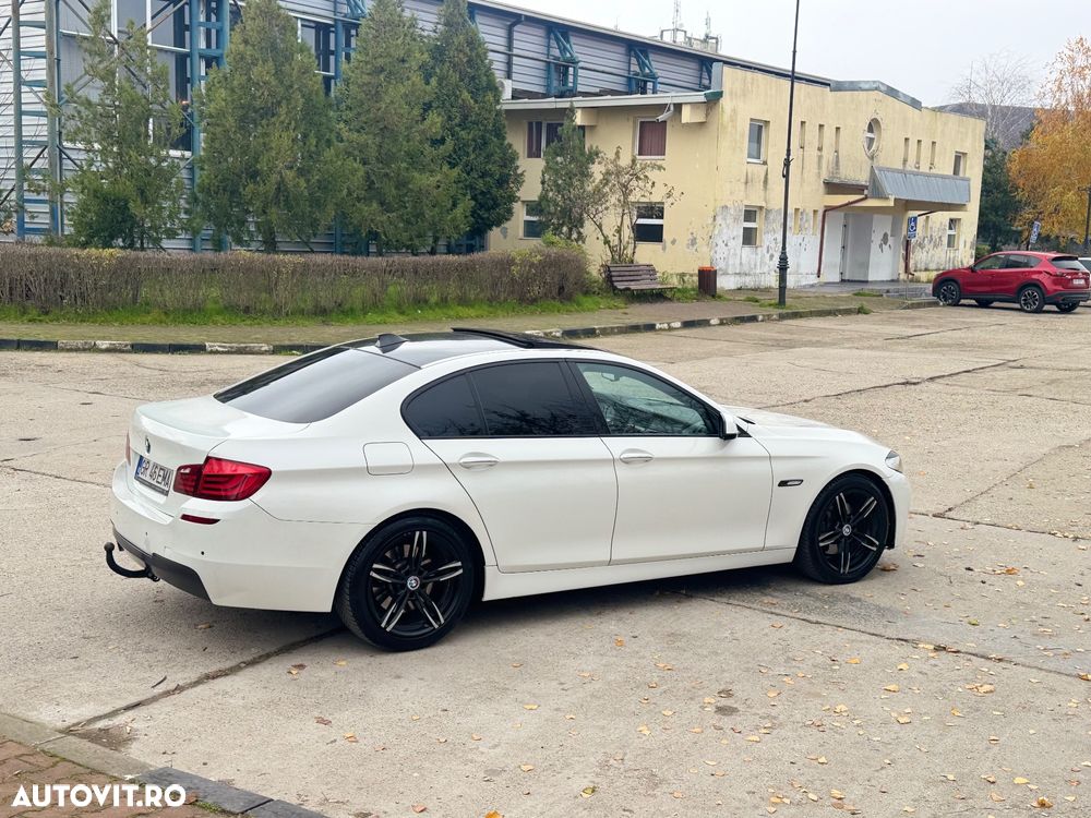 BMW Seria 5 530d Touring Sport-Aut. Modern Line - 4