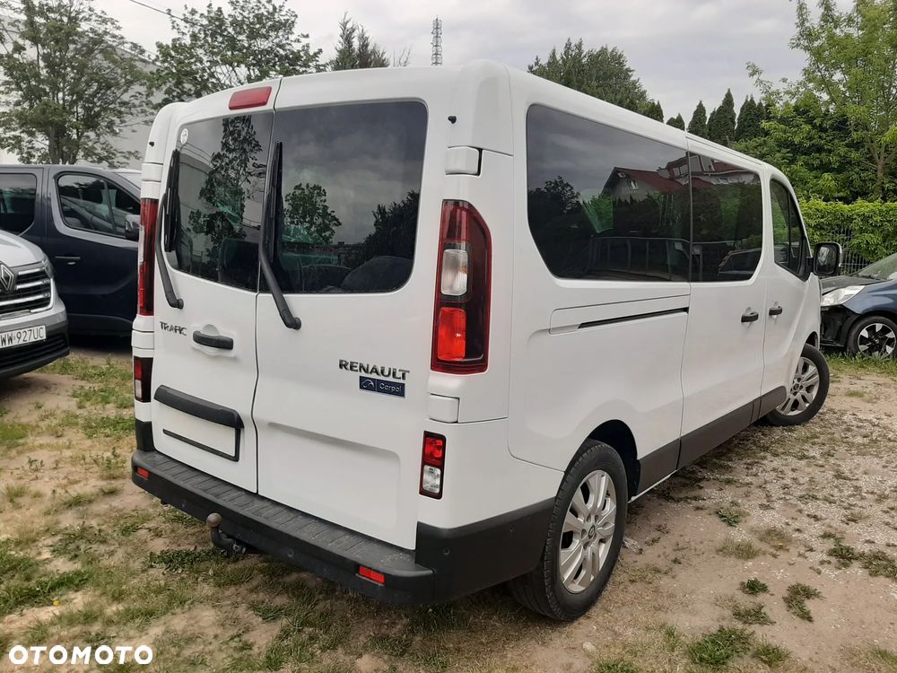 Renault Trafic 2.0 dCi - 22