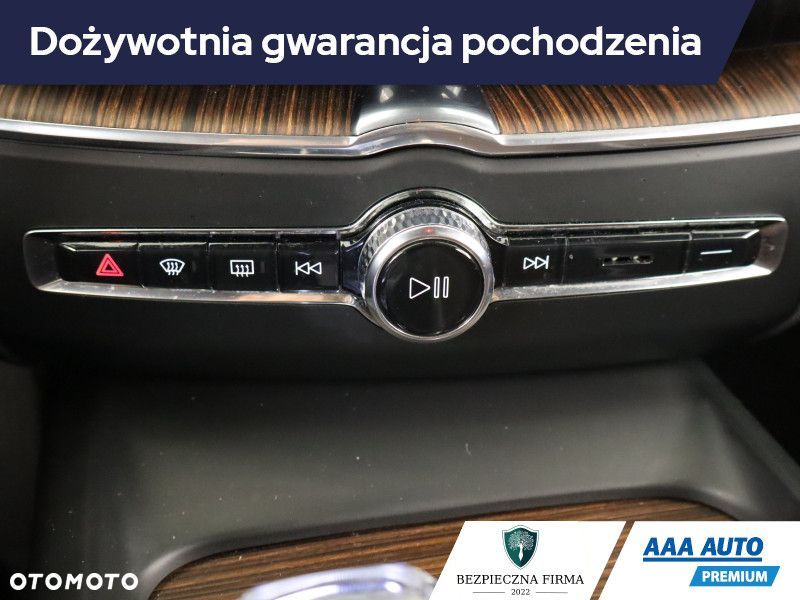Volvo XC 60 - 22