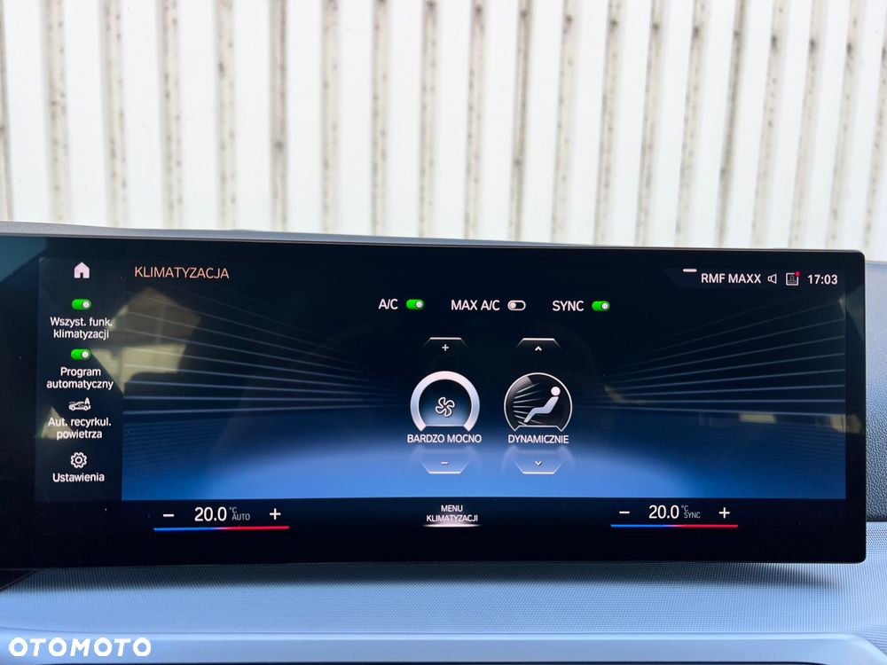 BMW Seria 3 318i Advantage - 34