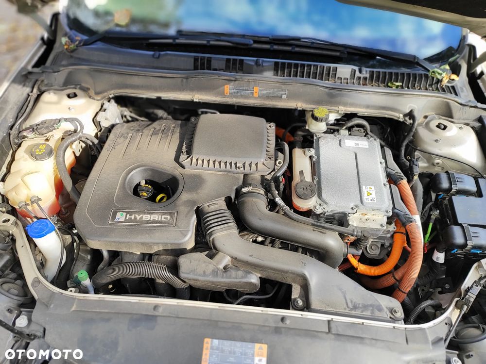 Ford Fusion - 12