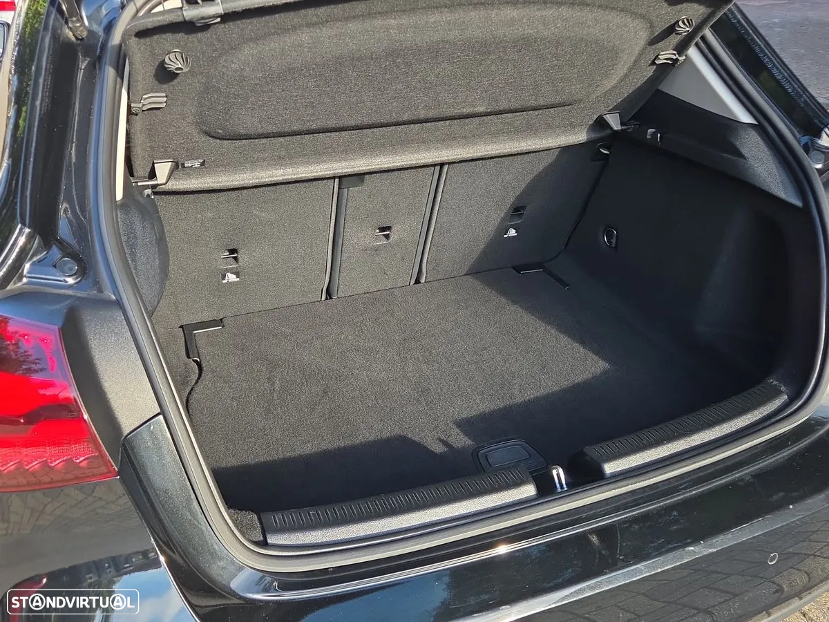 Mercedes-Benz A 200 Standard - 23