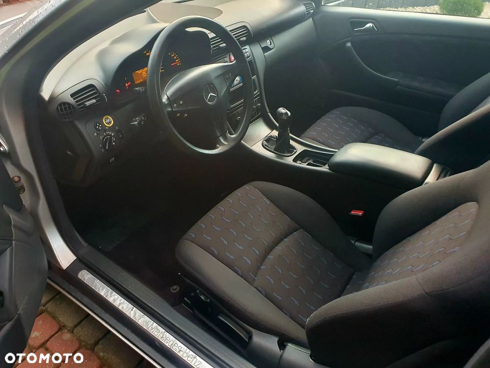 Mercedes-Benz Klasa C 180 - 5