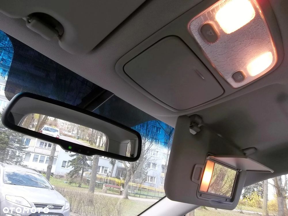 Kia Carens 2.0 CVVT Automatik EX Top - 12