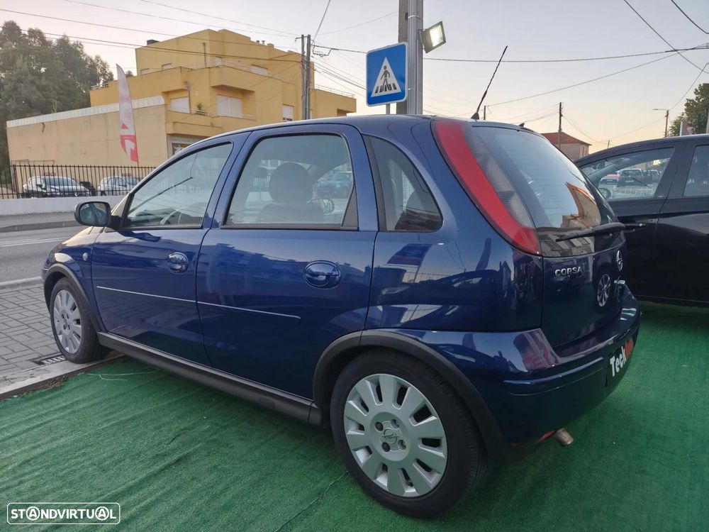 Opel Corsa 1.3 CDTI Cosmo - 4