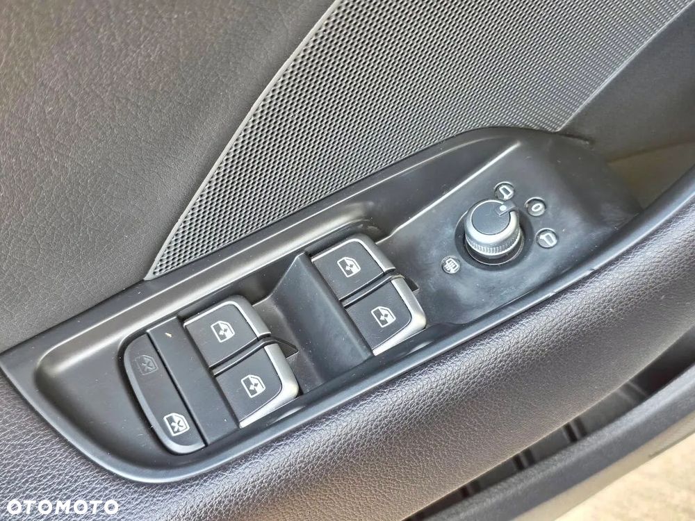 Audi A3 Limousine 40 TFSI quattro S tronic sport - 18