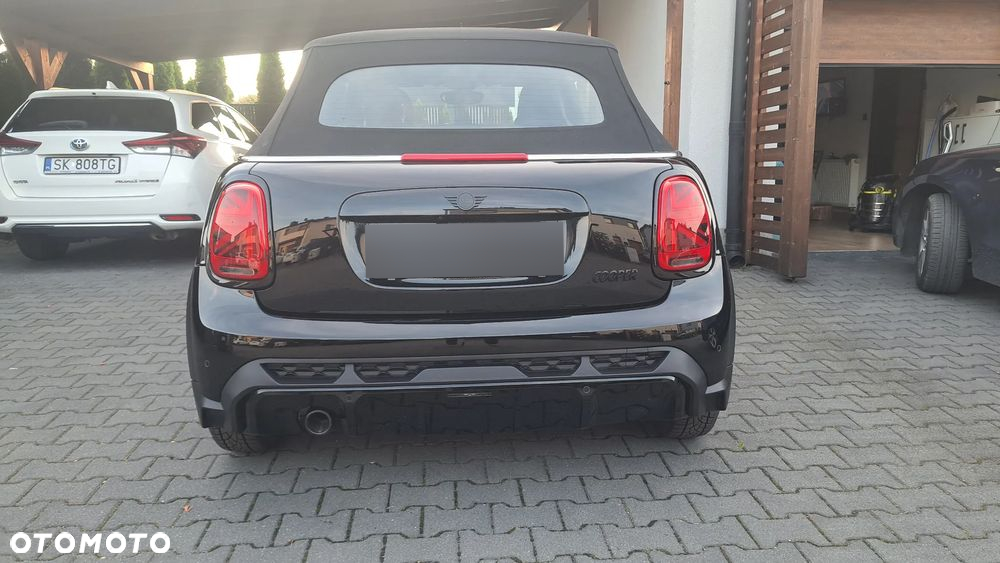 MINI Cooper John Works Trim - 2