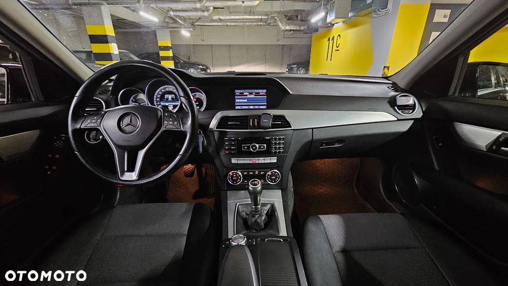 Mercedes-Benz Klasa C 180 CDI DPF (BlueEFFICIENCY) Avantgarde - 8