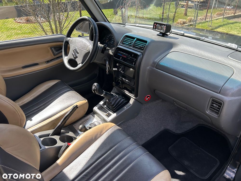Suzuki Vitara - 17