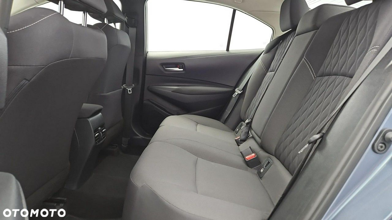 Toyota Corolla 1.5 Comfort - 23