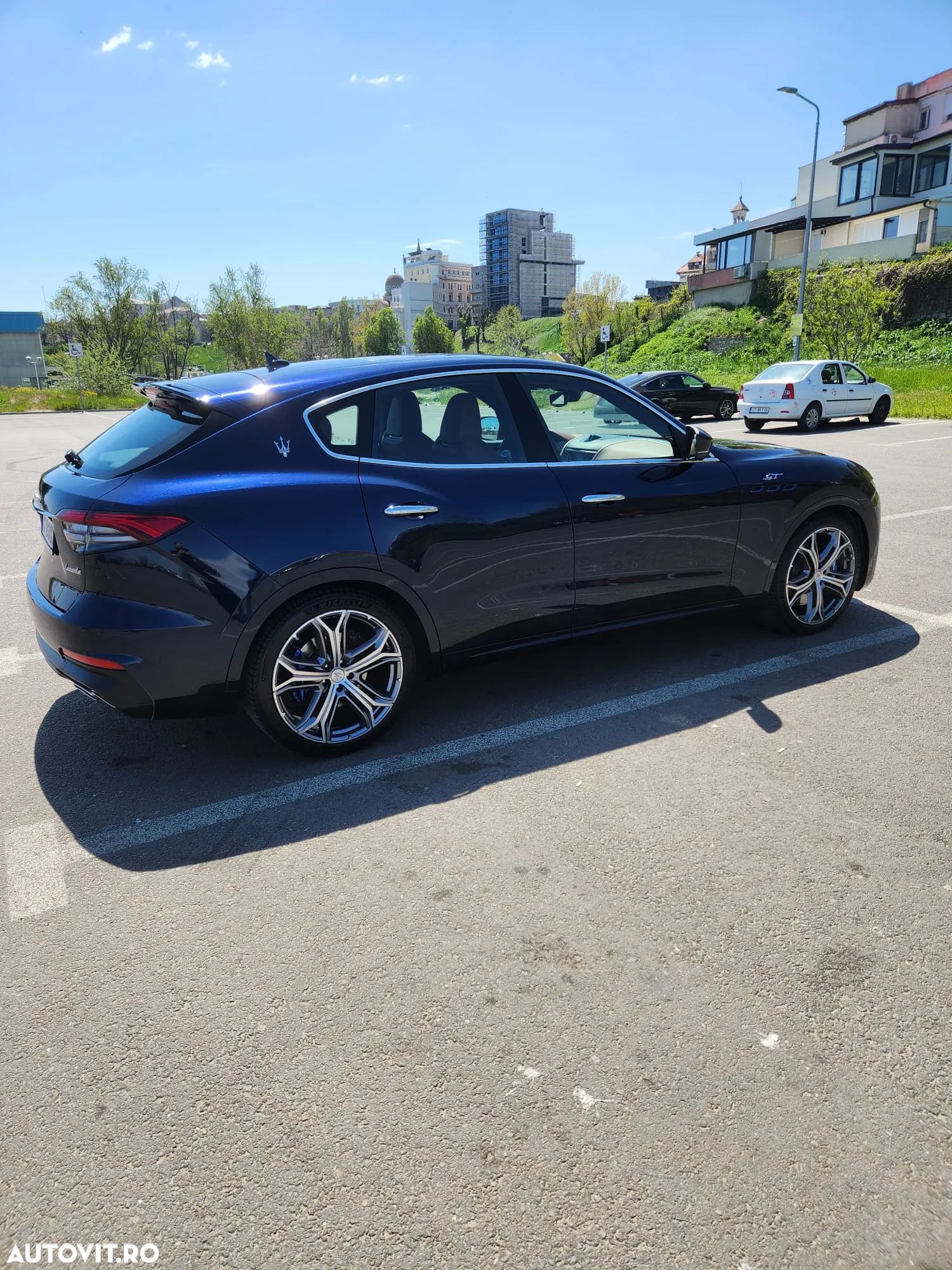 Maserati Levante - 1