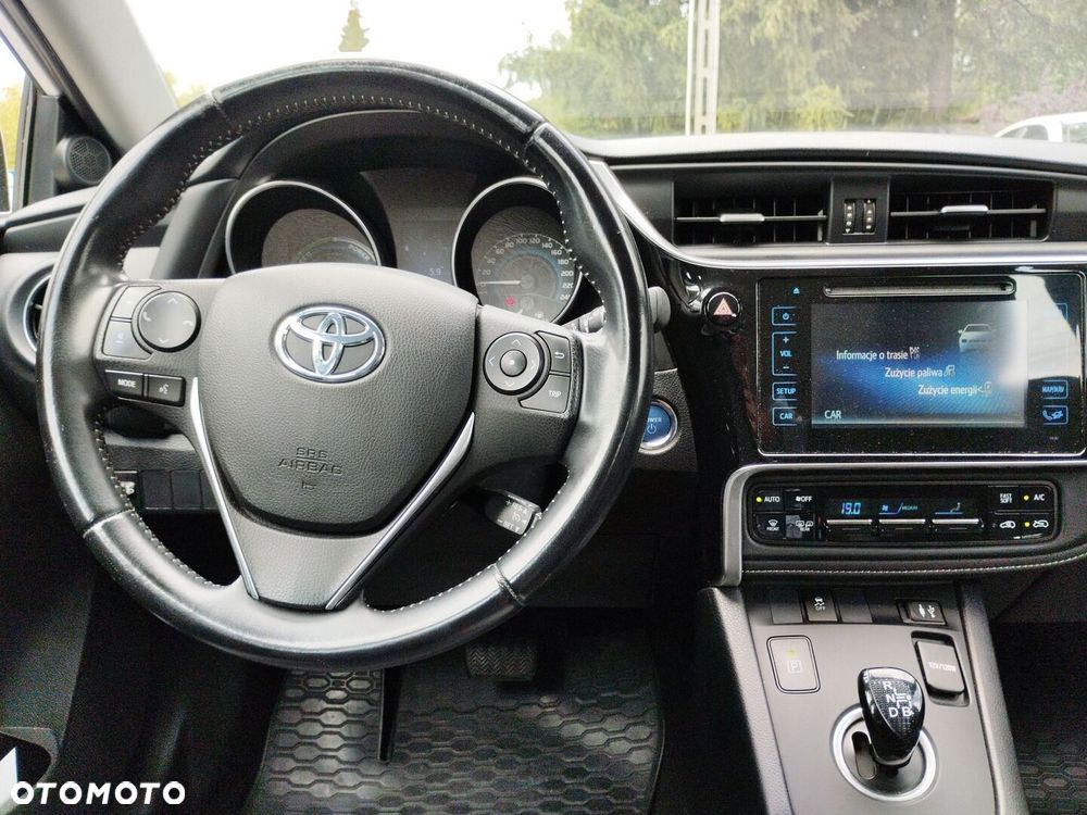 Toyota Auris Hybrid 135 Premium - 14