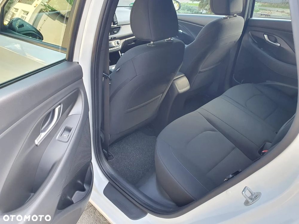 Hyundai i30 1.4 T-GDI Passion Plus - 16