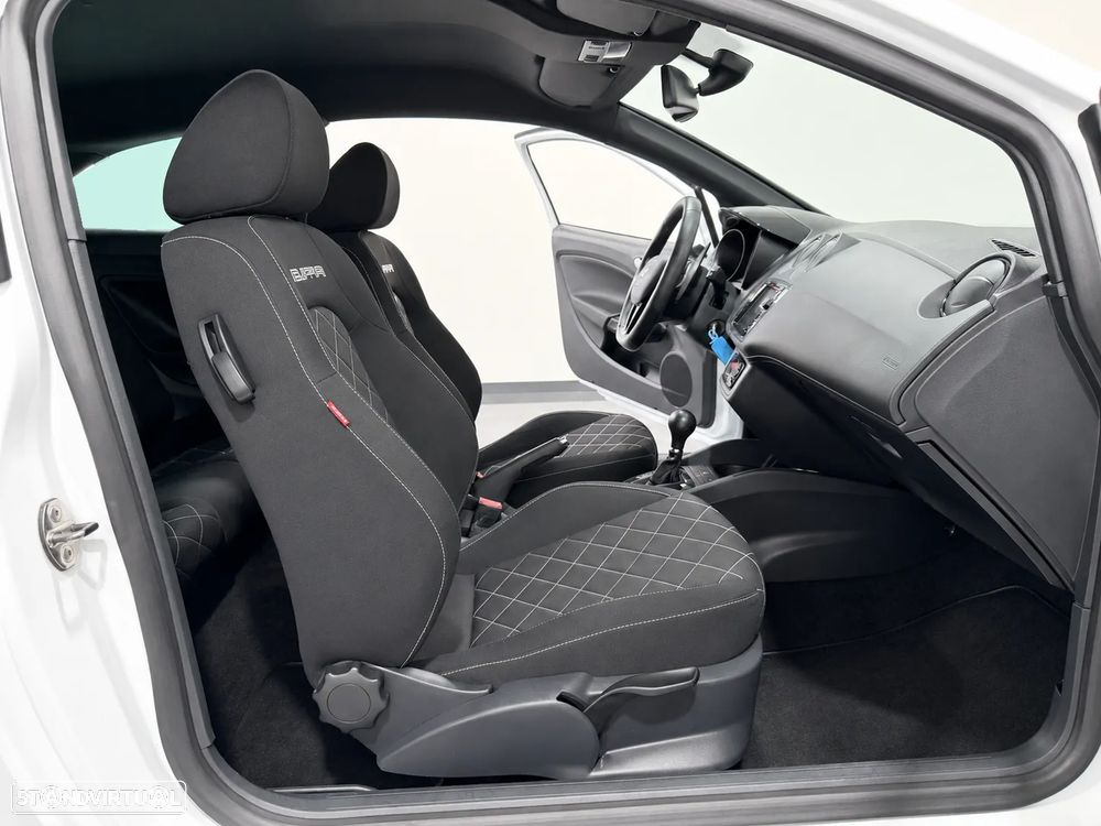 SEAT Ibiza SC 1.4 TSI DSG Cupra - 37