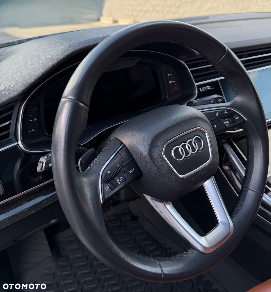 Audi Q7 55 TFSI quattro tiptronic - 9