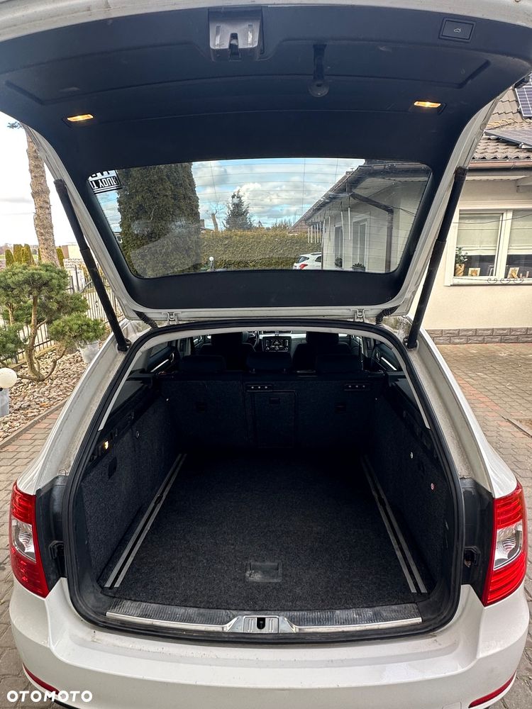 Skoda Superb 2.0 TDI 4x4 Elegance DSG - 31