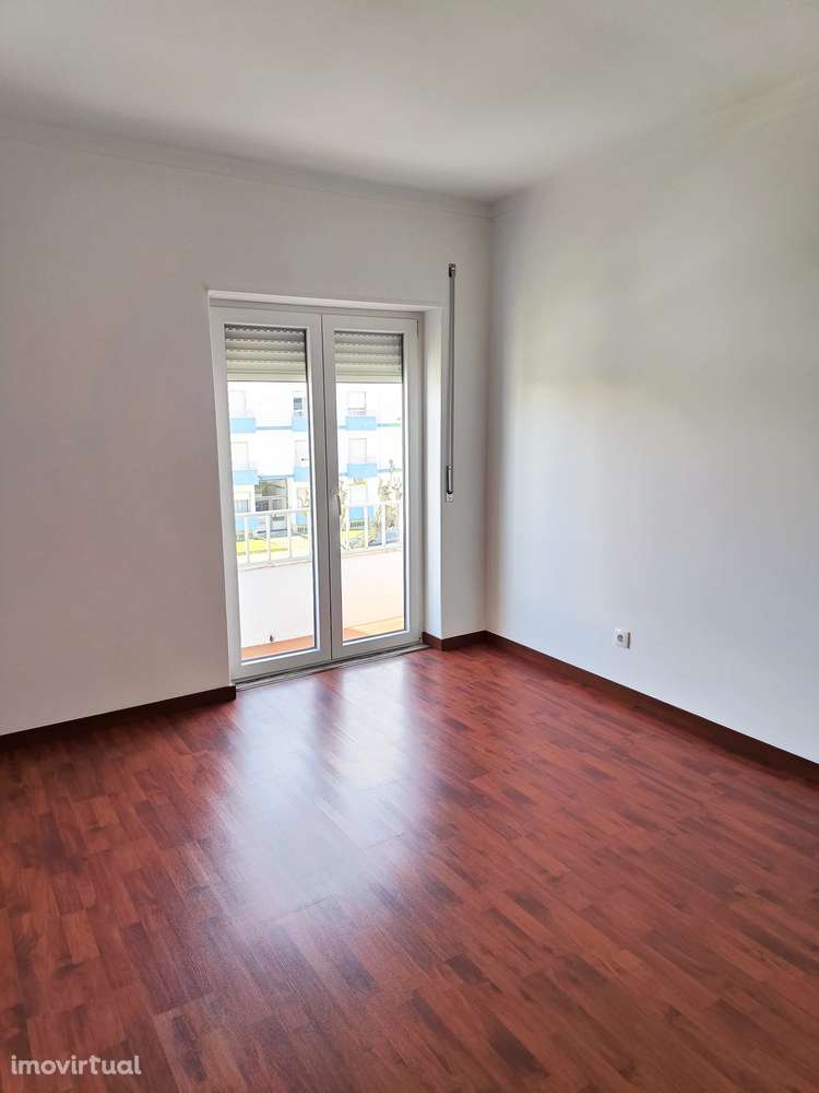 Alugo T3 - Grande imagem: 4/22