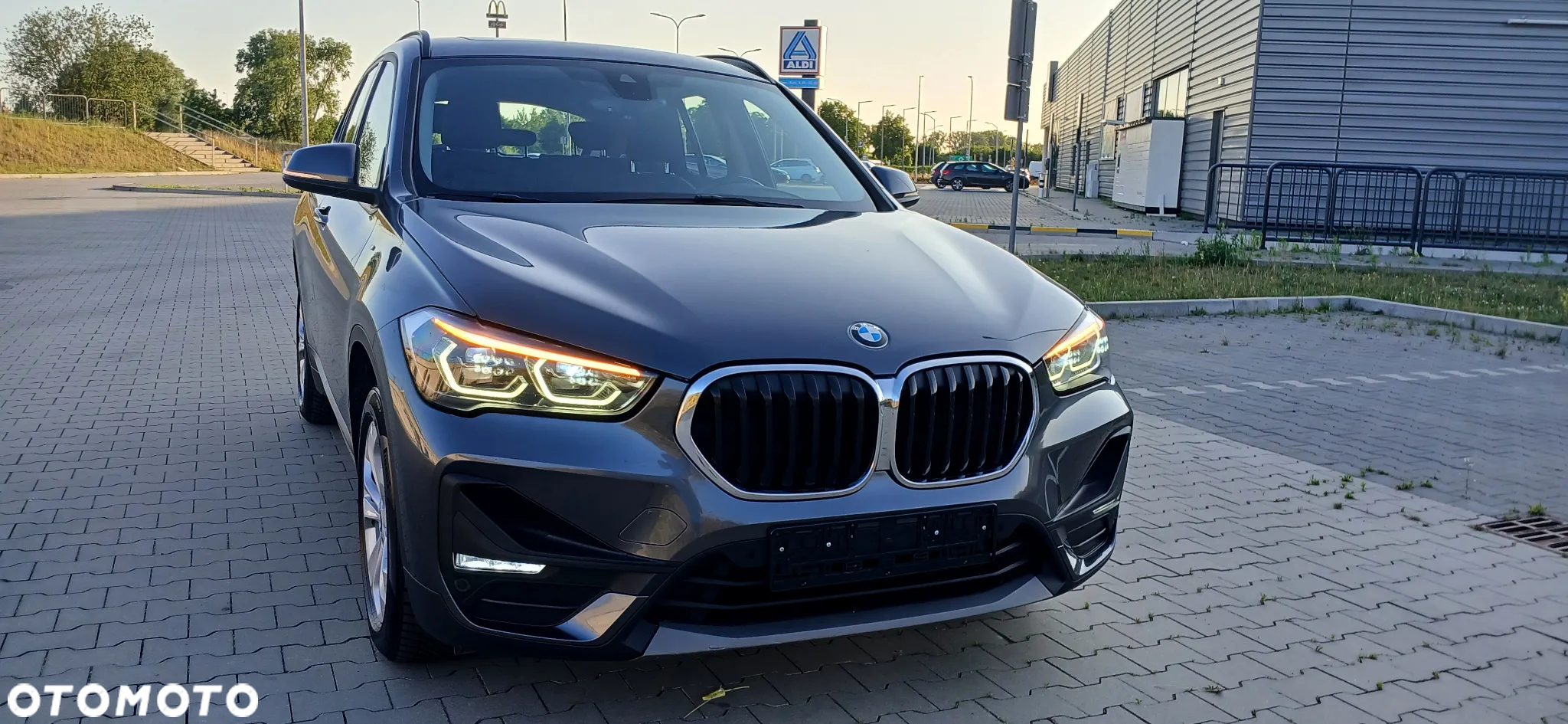 BMW X1 xDrive25e sport - 12