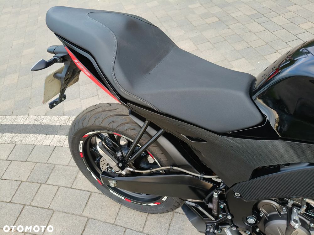 Aprilia Tuono - 8
