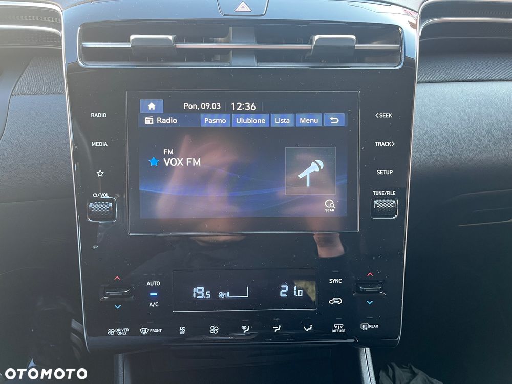 Hyundai Tucson 1.6 T-GDi HEV Executive 2WD - 19