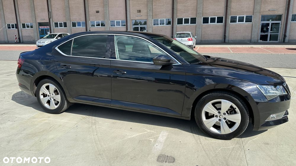 Skoda Superb - 27