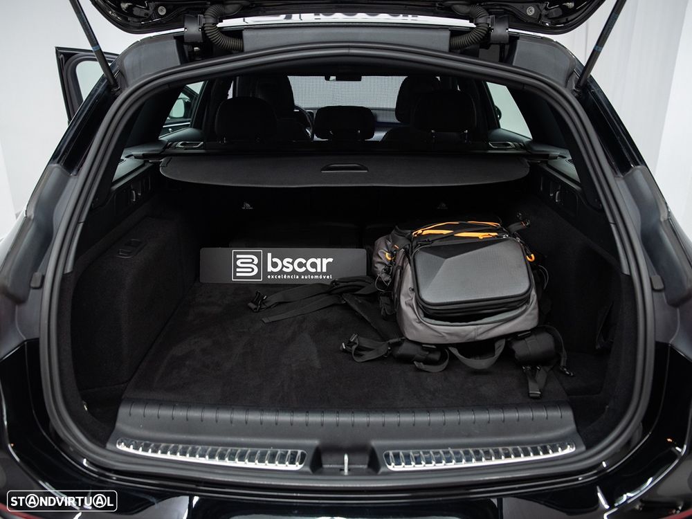Mercedes-Benz C 300 e 9G-TRONIC Avantgarde Advanced — fotografia 13