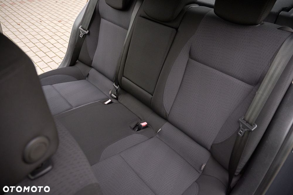 Renault Laguna ENERGY dCi 130 FAP Start & Stop Paris - 28