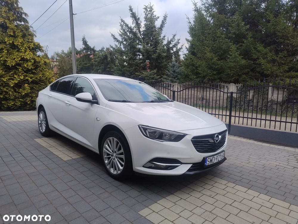 Opel Insignia 2.0 - 3
