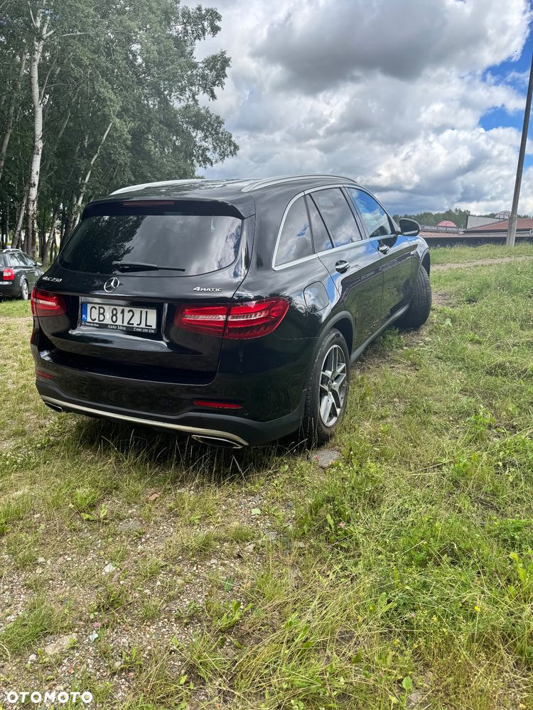 Mercedes-Benz GLC - 6