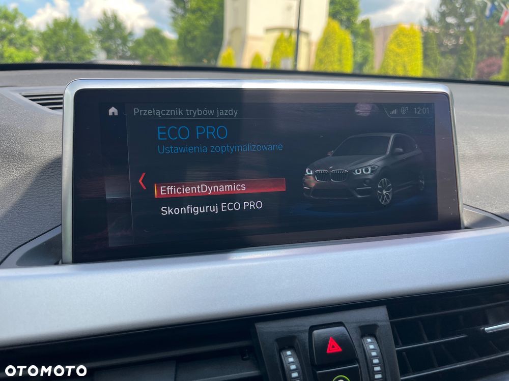 BMW X1 xDrive18d Business Edition - 17