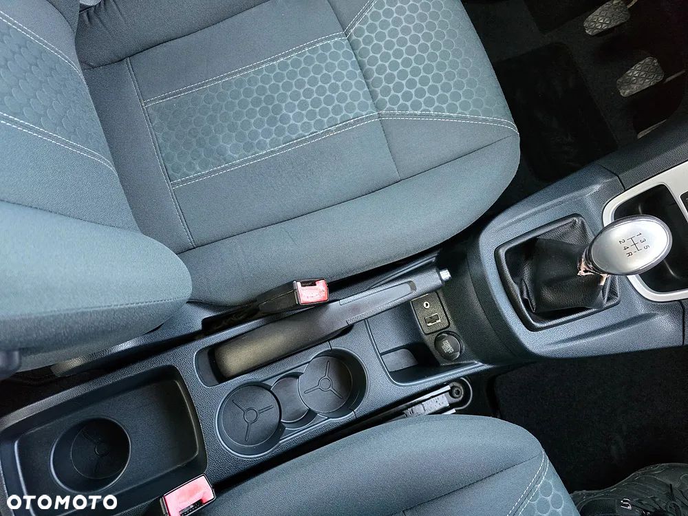 Ford Fiesta 1.4 Titanium - 31